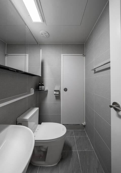 Dawn House Hotel โซล ภายนอก รูปภาพ