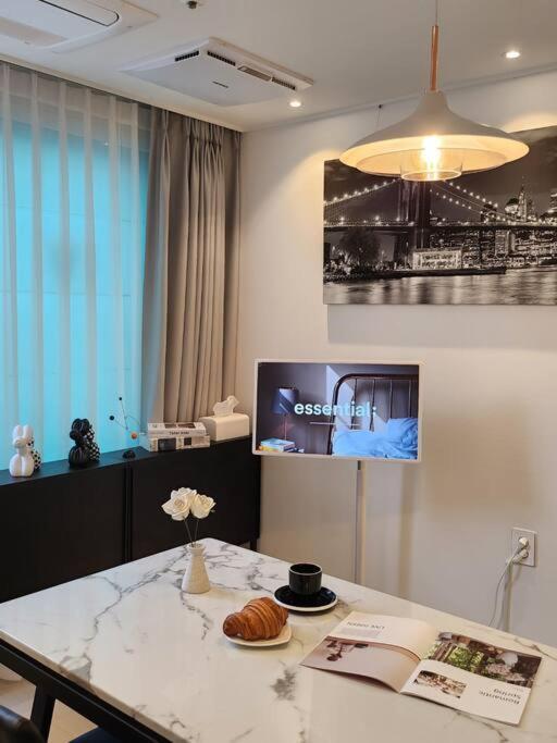 Dawn House Hotel โซล ภายนอก รูปภาพ